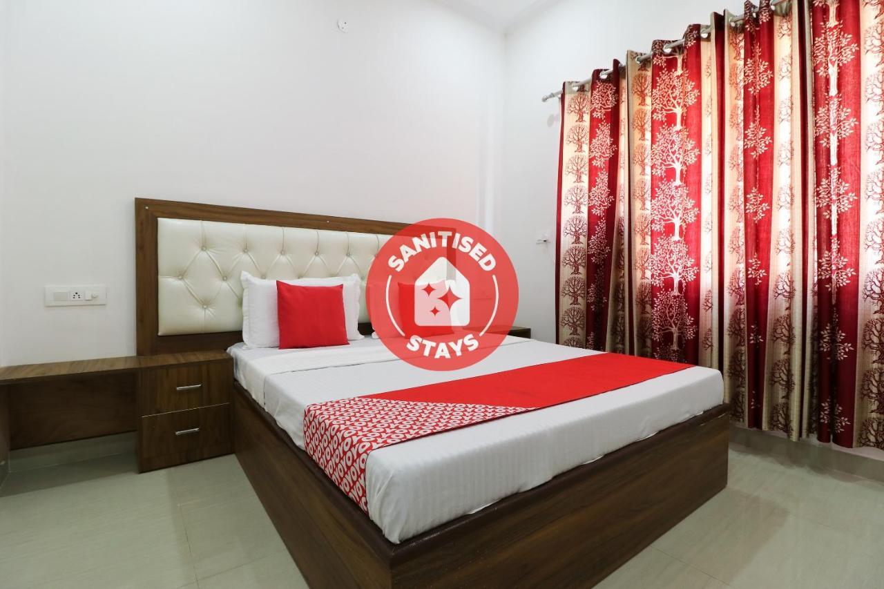 OYO 64004 Hotel Kartar Zirakpur Exterior foto